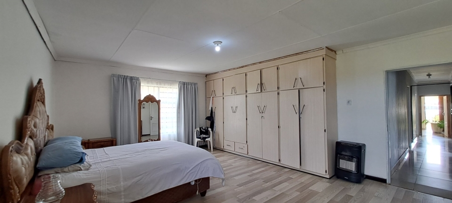 3 Bedroom Property for Sale in Bakenpark Free State